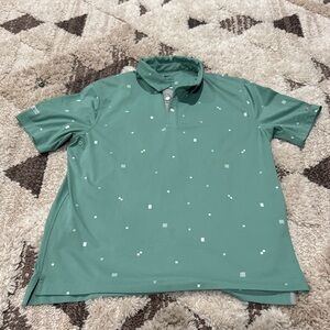 Nike standard Fit Golf Shirt